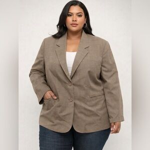Justin Taylor Women’s Plus Brown Plaid Blazer Jacket - Front Pockets.  Size: 24W
